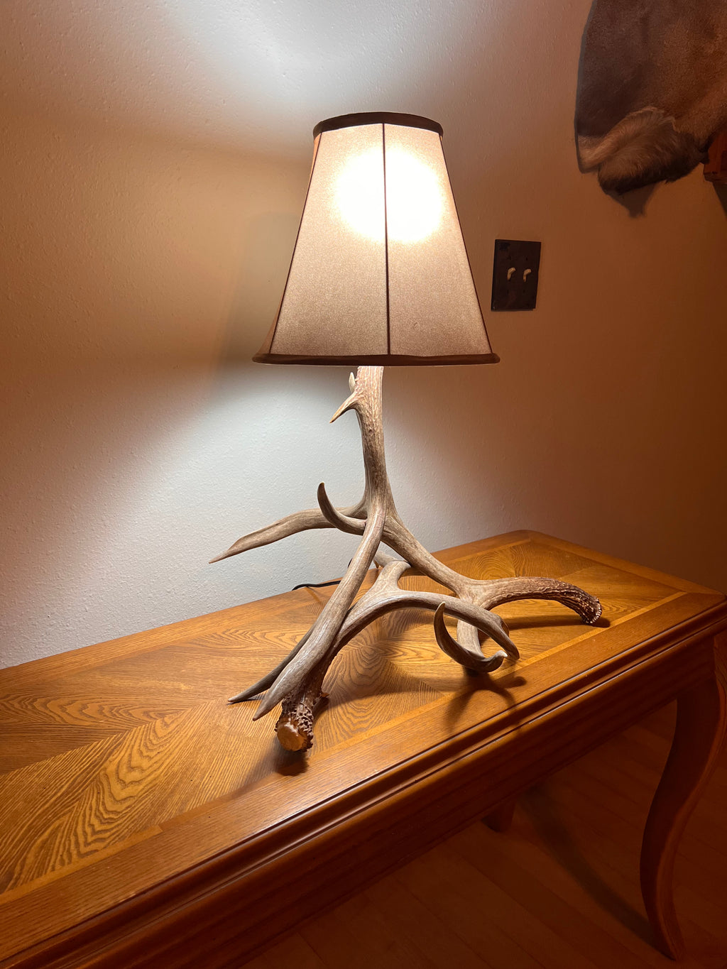 The Ridgepoint Mule Deer Table Lamp
